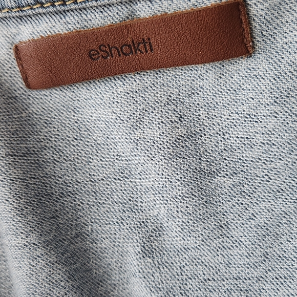 eshakti Light Blue Denim Tank with Leather Logo Patch - Picture 4 of 8